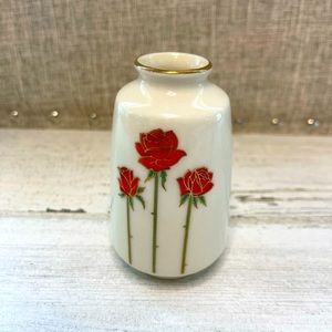 EUC Vintage Otagiri Japan bud vase - rose design